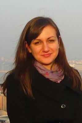 Dr. Andra Roescu
